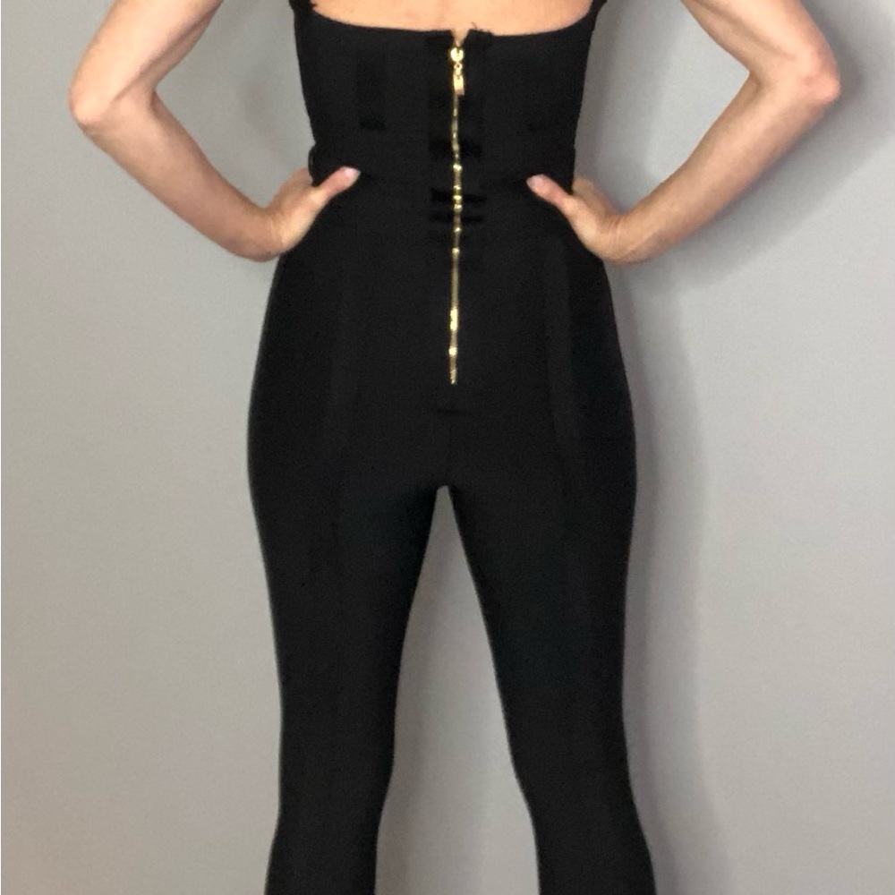 Black Sleeveless Jumpsuit - Picture 6 of 16